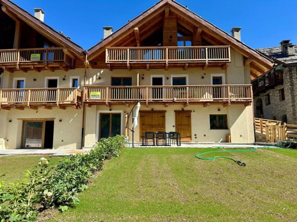 appartamento in vendita a Sauze di Cesana in zona Rollieres