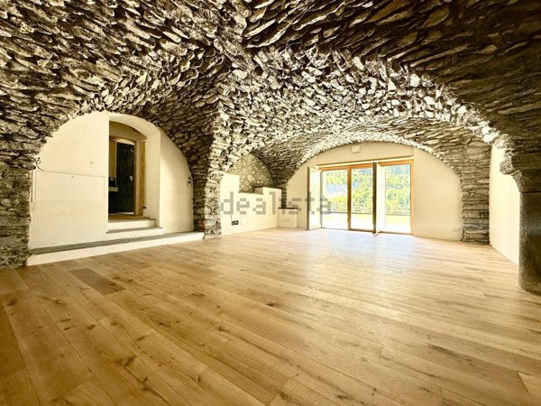 appartamento in vendita a Sauze di Cesana in zona Rollieres