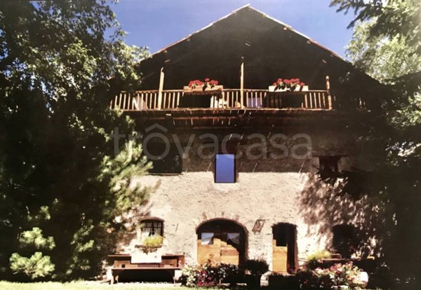 casa indipendente in vendita a Sauze di Cesana