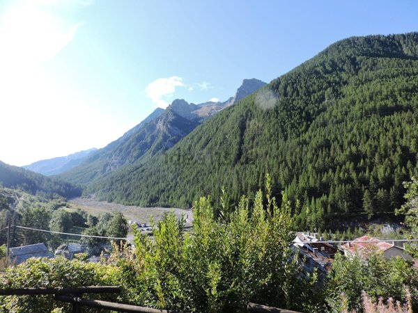 casa indipendente in vendita a Sauze di Cesana