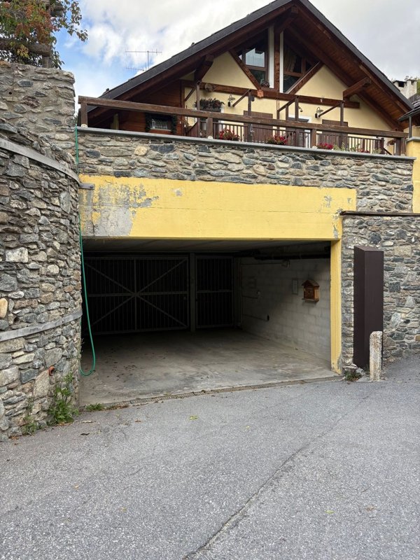 ufficio in vendita a Sauze di Cesana in zona Rollieres