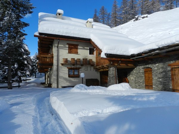 casa indipendente in vendita a Sauze di Cesana