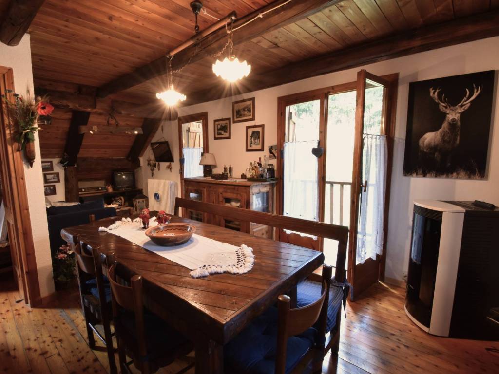 appartamento in vendita a Sauze di Cesana in zona Rollieres