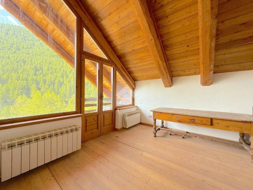 appartamento in vendita a Sauze di Cesana