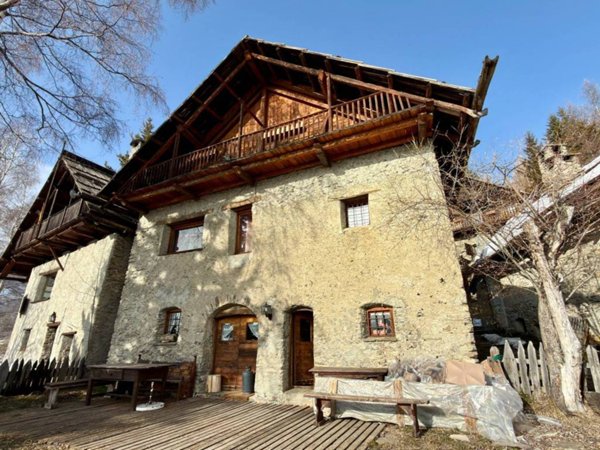 casa indipendente in vendita a Sauze di Cesana