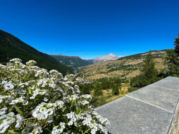 appartamento in vendita a Sauze di Cesana