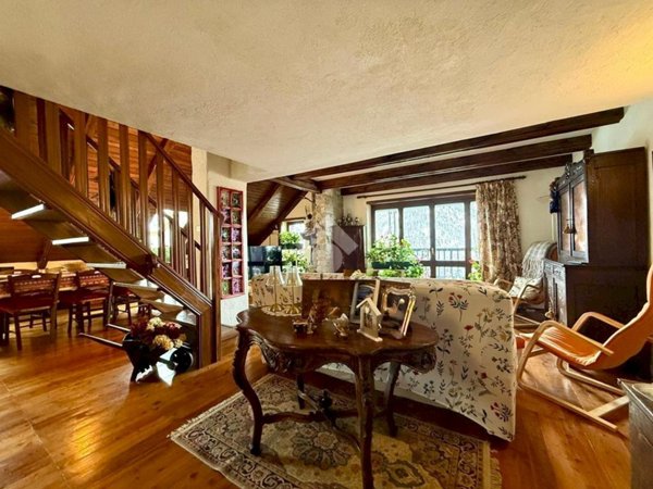 appartamento in vendita a Sauze di Cesana