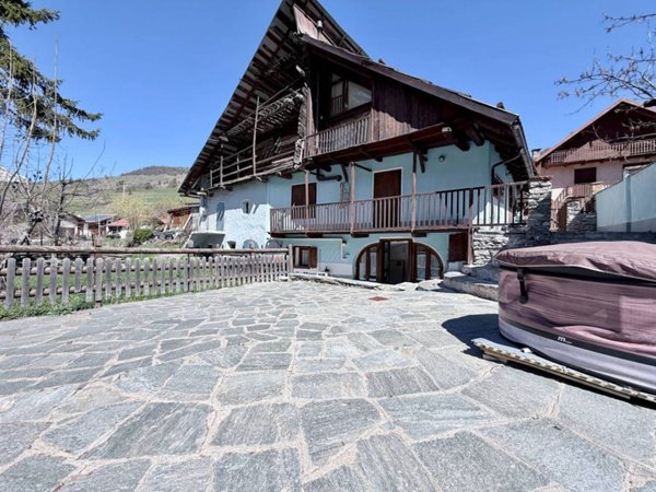 appartamento in vendita a Sauze di Cesana