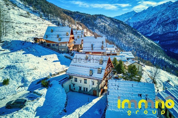 appartamento in vendita a Sauze di Cesana in zona Rollieres