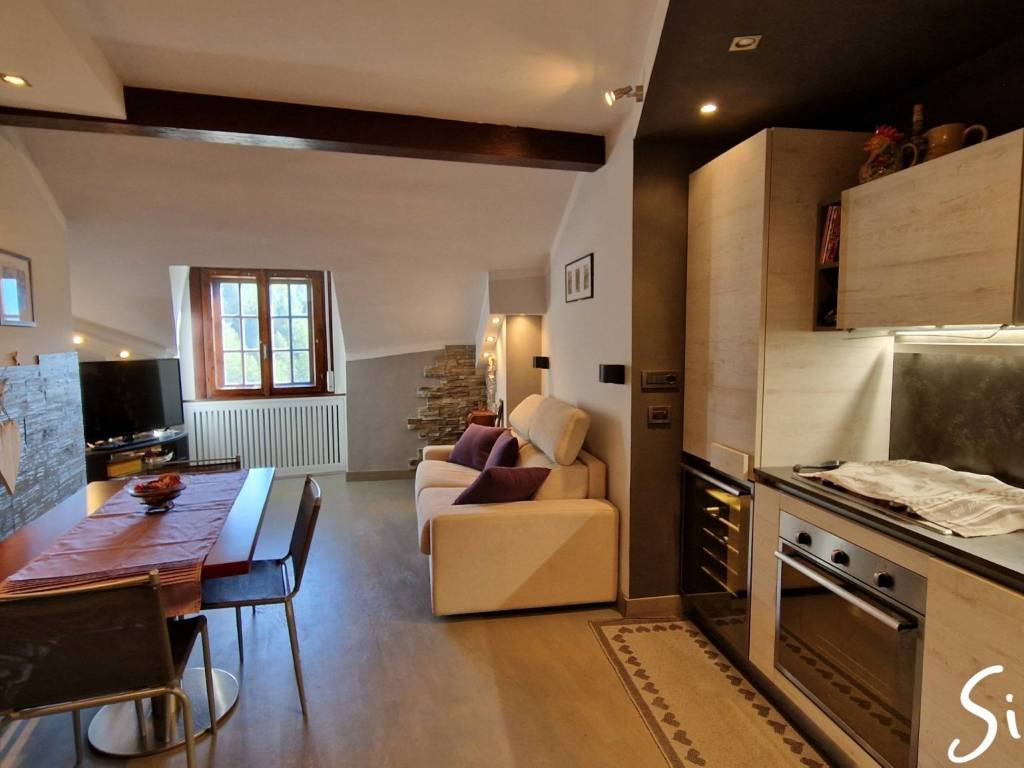 appartamento in vendita a Sauze d'Oulx in zona Jouvenceaux