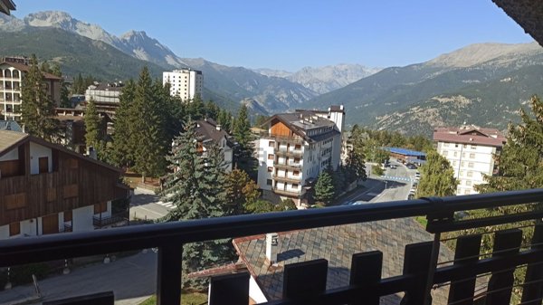 appartamento in vendita a Sauze d'Oulx in zona Monfol