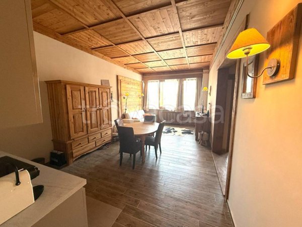 appartamento in vendita a Sauze d'Oulx in zona Sportinia