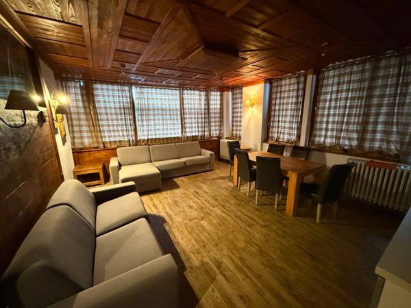 appartamento in vendita a Sauze d'Oulx in zona Sportinia