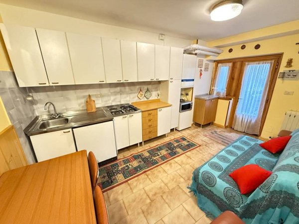 appartamento in vendita a Sauze d'Oulx in zona Jouvenceaux