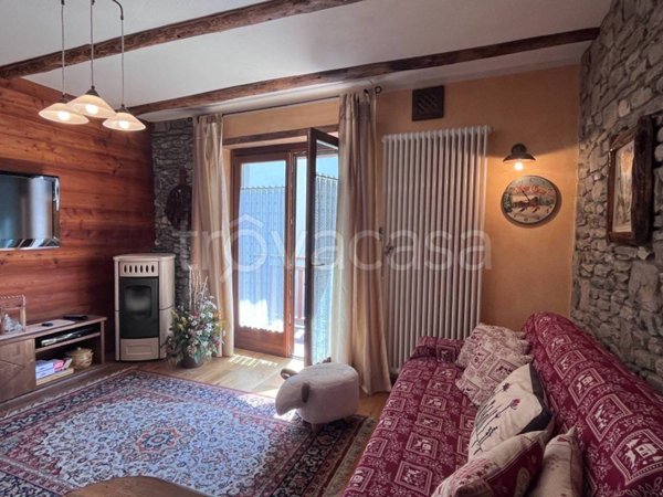 appartamento in vendita a Sauze d'Oulx in zona Jouvenceaux