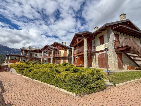 appartamento in vendita a Sauze d'Oulx in zona Jouvenceaux