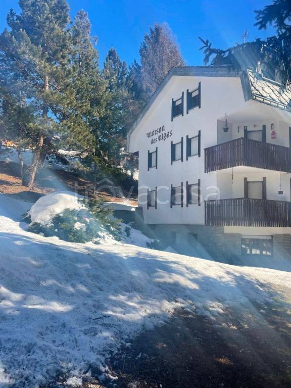 appartamento in vendita a Sauze d'Oulx in zona Jouvenceaux