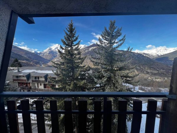 appartamento in vendita a Sauze d'Oulx in zona Jouvenceaux