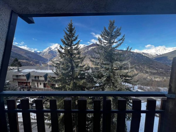 appartamento in vendita a Sauze d'Oulx in zona Jouvenceaux