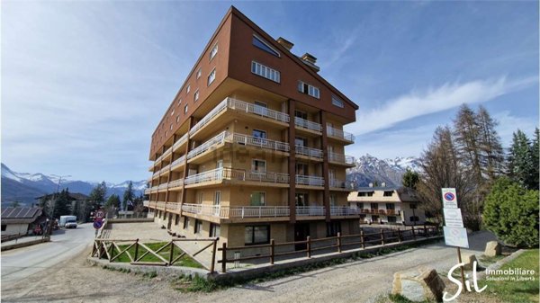 appartamento in vendita a Sauze d'Oulx in zona Sportinia