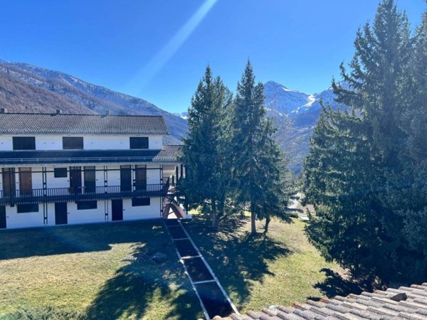 appartamento in vendita a Sauze d'Oulx in zona Jouvenceaux