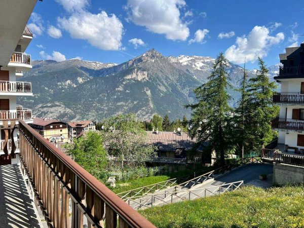 appartamento in vendita a Sauze d'Oulx in zona Monfol
