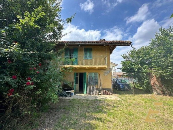 casa indipendente in vendita a Scalenghe