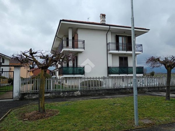 appartamento in vendita a Scalenghe