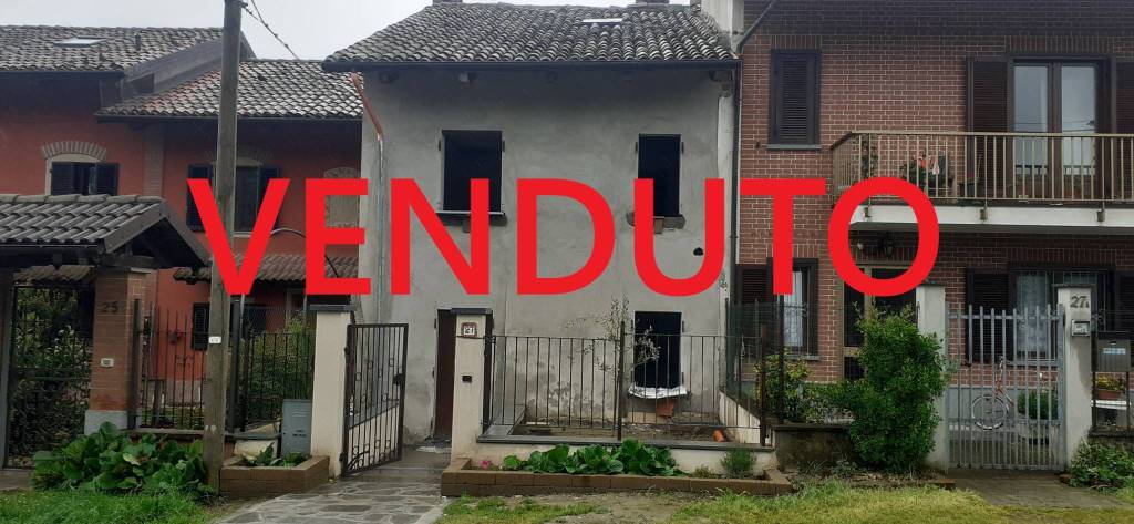 casa indipendente in vendita a Scalenghe