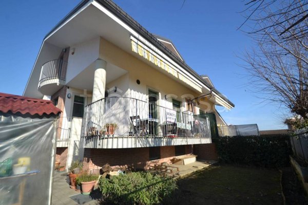 casa indipendente in vendita a Scalenghe in zona Viotto