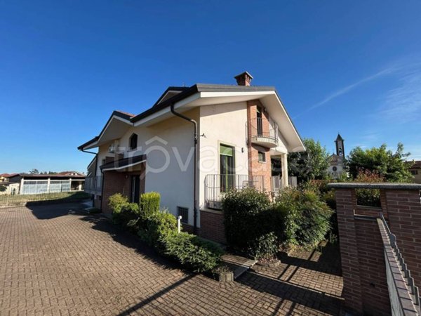 casa indipendente in vendita a Scalenghe in zona Viotto