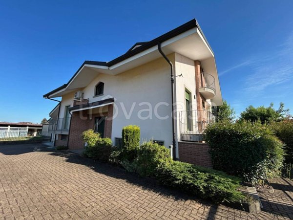 casa indipendente in vendita a Scalenghe in zona Viotto