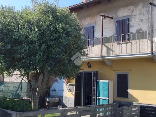 casa indipendente in vendita a Scalenghe