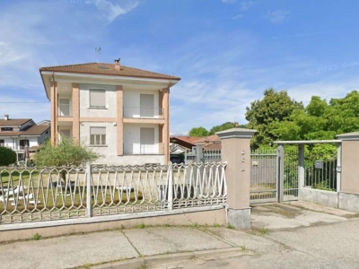 casa indipendente in vendita a Scalenghe