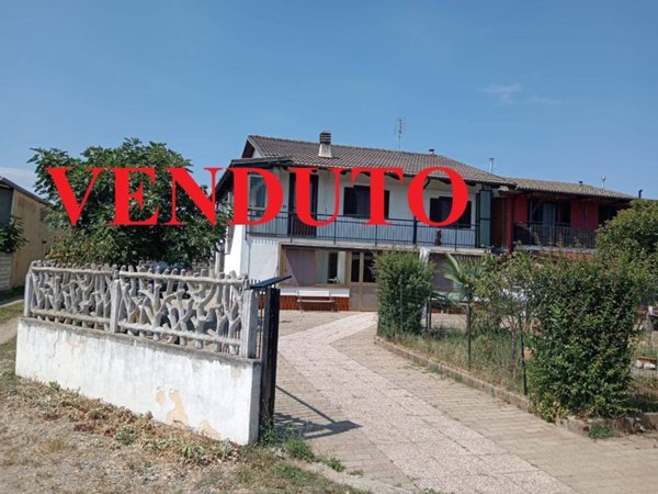 casa indipendente in vendita a Scalenghe