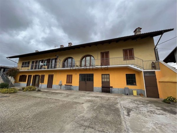 casa indipendente in vendita a Scalenghe in zona Murisenghi
