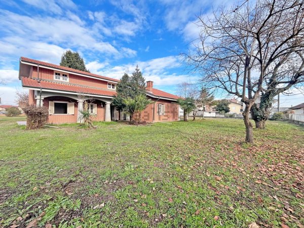 casa indipendente in vendita a Scalenghe in zona Murisenghi