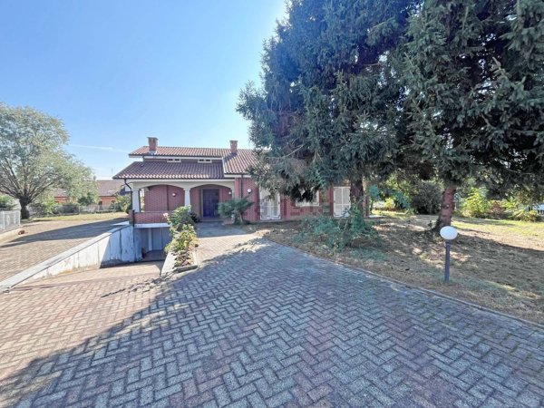 casa indipendente in vendita a Scalenghe in zona Murisenghi