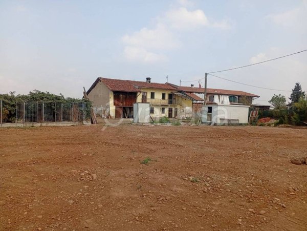 casa indipendente in vendita a Scalenghe