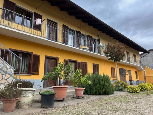 casa indipendente in vendita a Scalenghe in zona Murisenghi