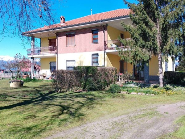 casa indipendente in vendita a Scalenghe