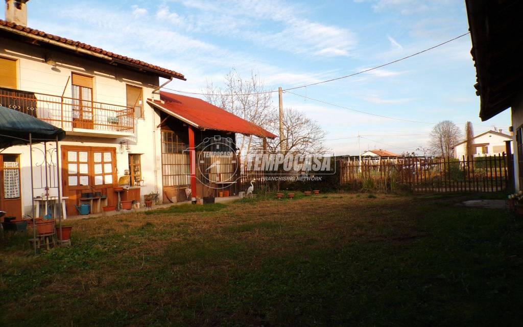 casa indipendente in vendita a Scalenghe