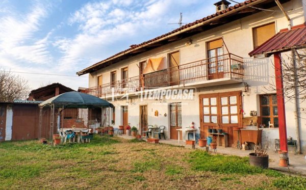 casa indipendente in vendita a Scalenghe