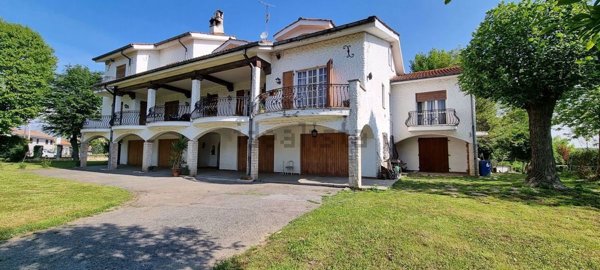 casa indipendente in vendita a Scalenghe