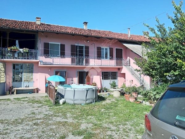 casa indipendente in vendita a Scalenghe