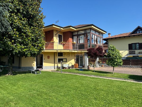 casa indipendente in vendita a Scarmagno
