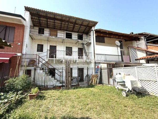 casa indipendente in vendita a Scarmagno