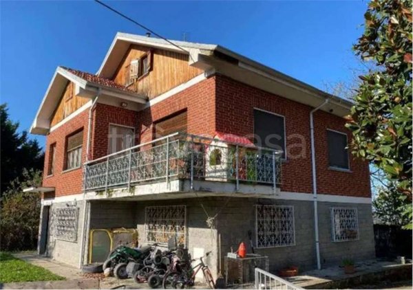 casa indipendente in vendita a Sciolze
