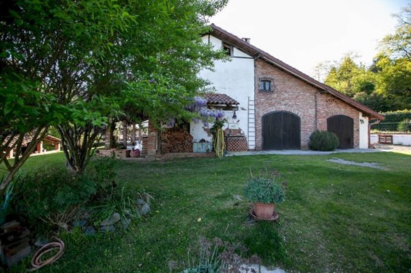 casa indipendente in vendita a Sciolze