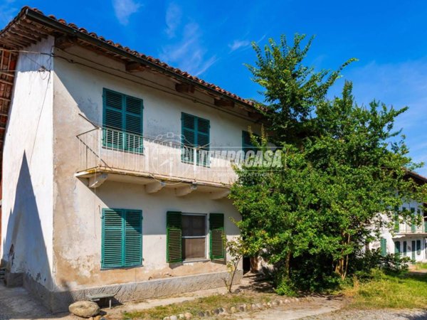 casa indipendente in vendita a Sciolze